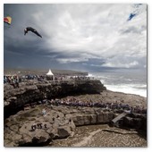 :: Pulse para Ampliar :: Cyrille Oumedjkane of France dives from the 28 metre platform during the second round of the fourth stop of the Red Bull Cliff Diving World Series, Inis Mor, Aran Islands, Ireland on August 3rd 2012.