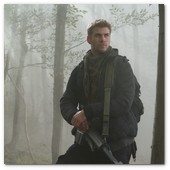 :: Pulse para Ampliar :: LOS MERCENARIOS 2 - EXPENDABLES 2: estreno en Espa&ntilde;a el 24 de Agosto. Liam Hemsworth 