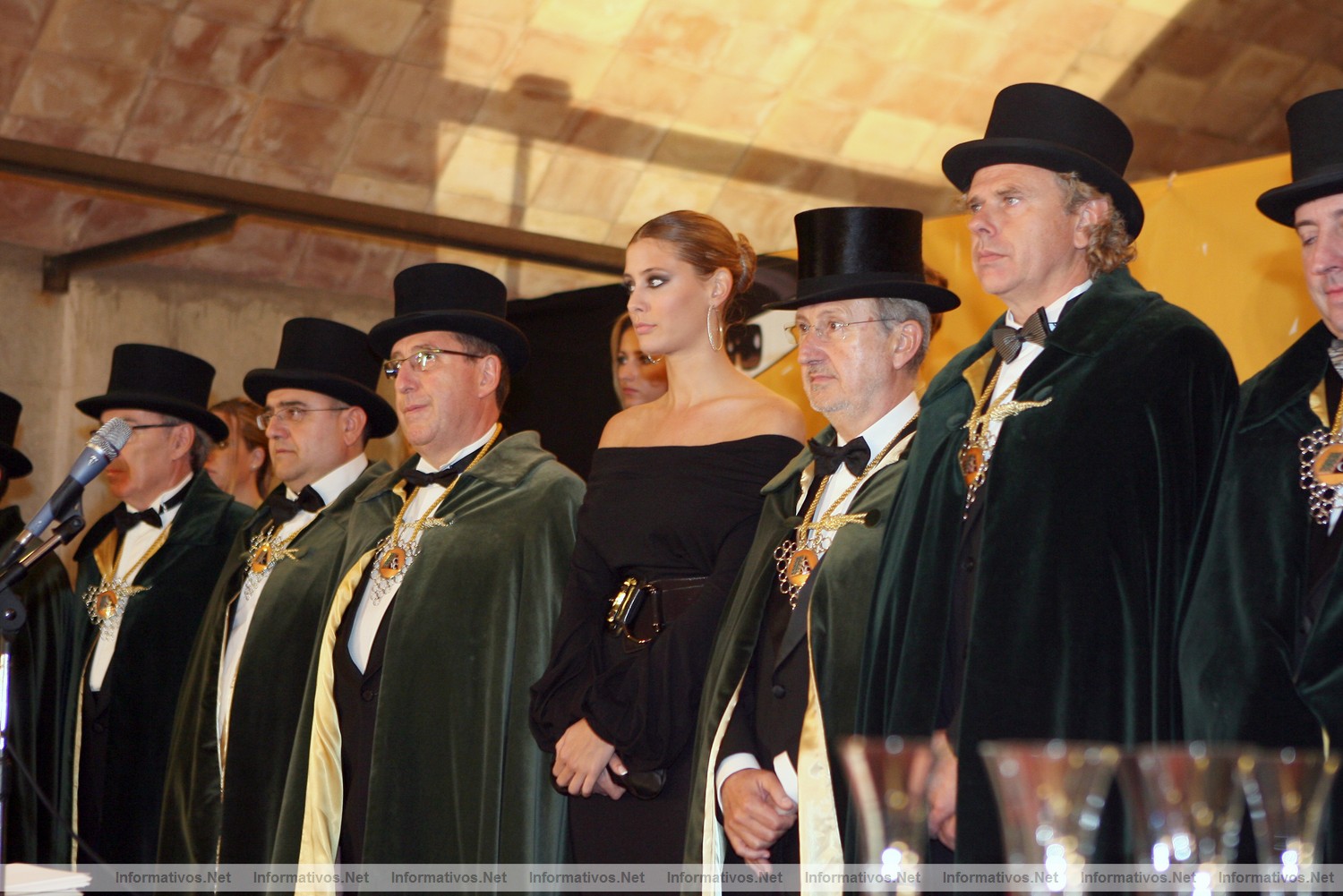 Ceremonia de Investidura Tardoral de la Confraria del Cava Sant Sadurn� 2009.