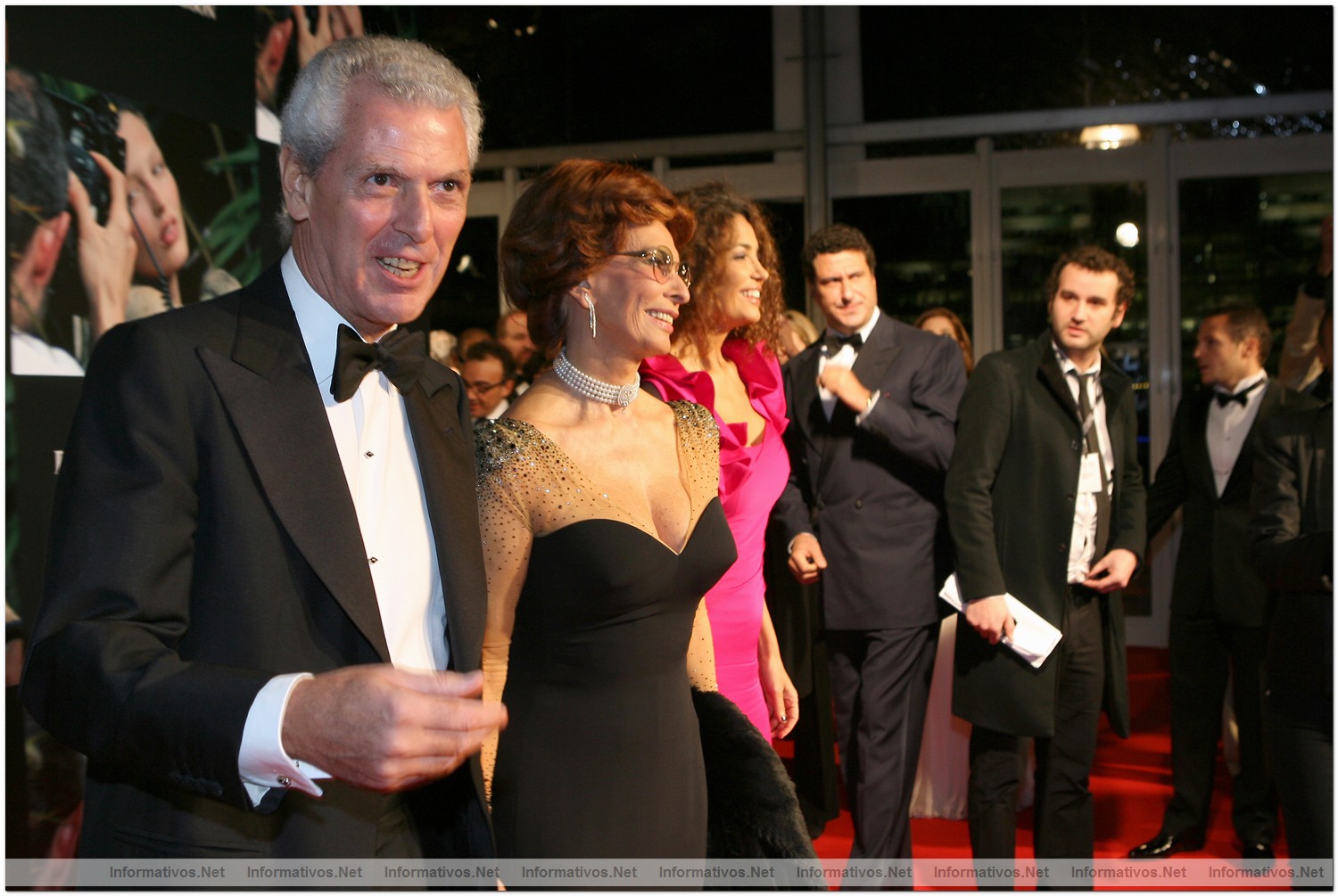 London, 19�Nov�09.- Fiesta de Presentaci�n del Calendario Pirelli 2010: Marco Tronchetti, Sof�a Loren y Afef Jnifen