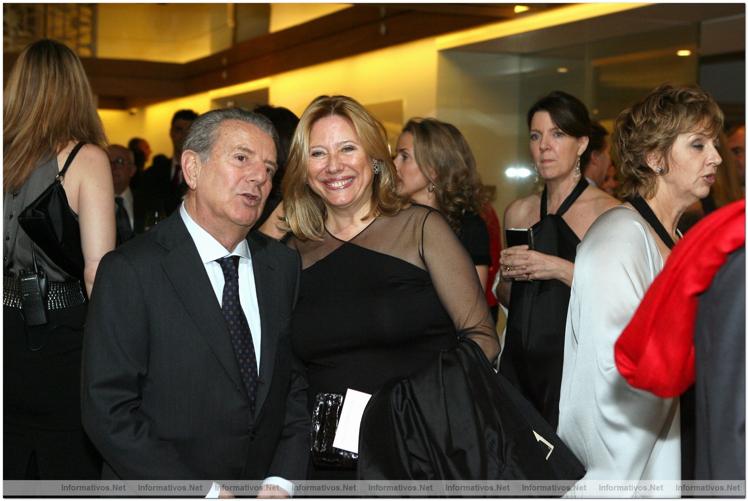 BCN26NOV09 | Inauguraci�n del Hotel Mandarin Oriental, Barcelona: Marisa Falc� con su esposo Javier God�, Condes de God�.