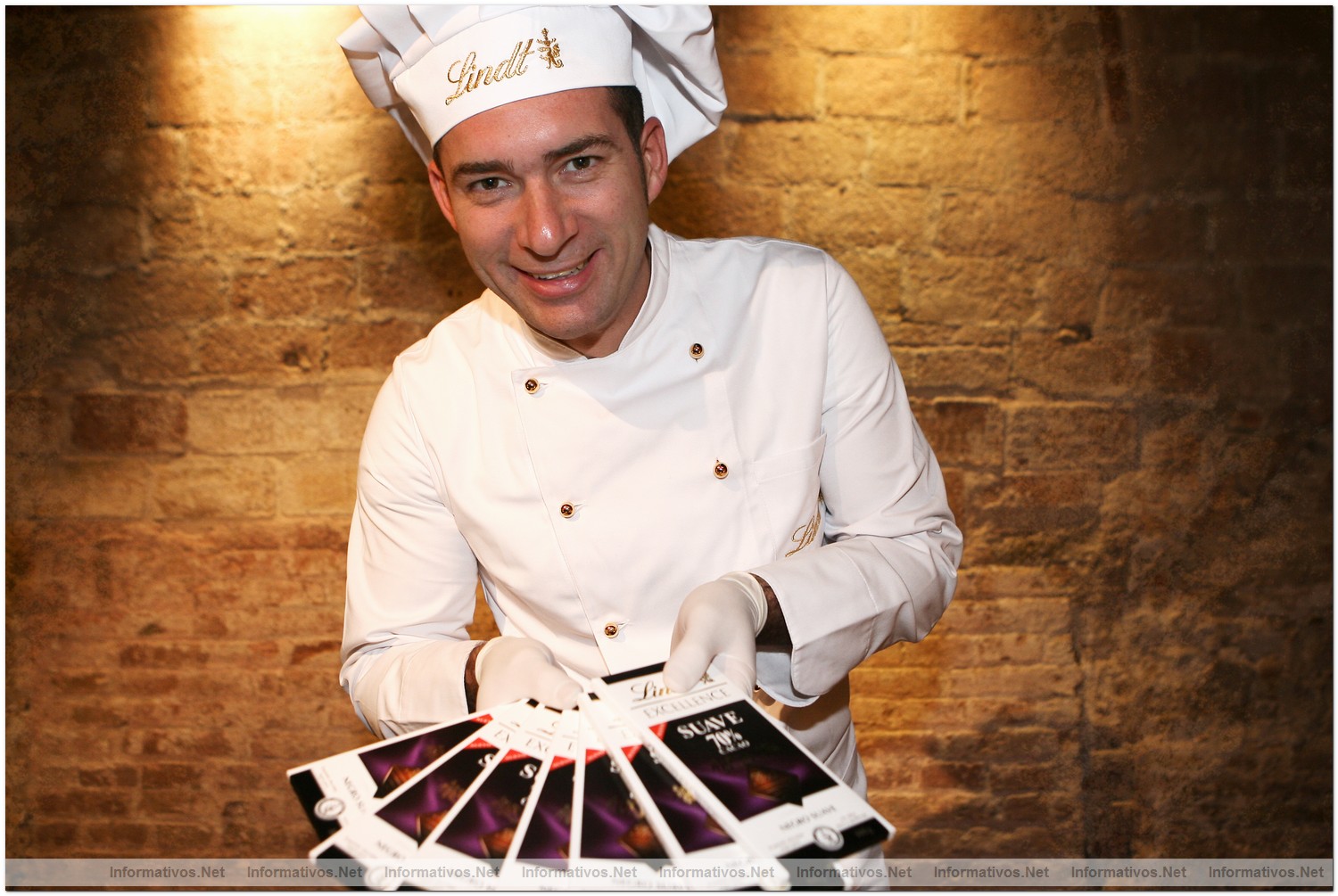 BCN15DIC09 | Presentaci�n del nuevo Lindt Excellence 70% cacao: David Pall�s -maestro chocolatero Lindt-