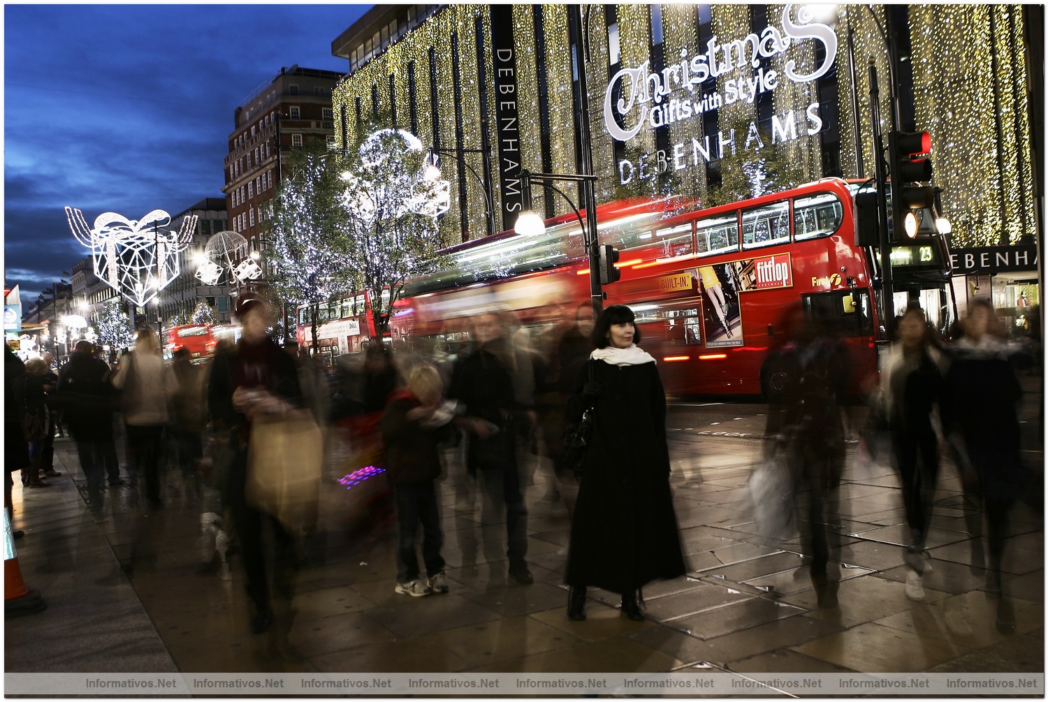 Espa�a es el tercer pa�s europeo que m�s gasta en navidad , por detr�s de Irlanda y Luxemburgo. Londres / London