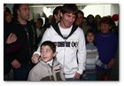 :: Pulse para Ampliar :: Leo Messi, Ibrahimovic e Inesta visitan a niños internados en centros hospitalarios :: Pulse para Ampliar :: Leo Messi, Ibrahimovic e Inesta visitan a niños internados en centros hospitalarios