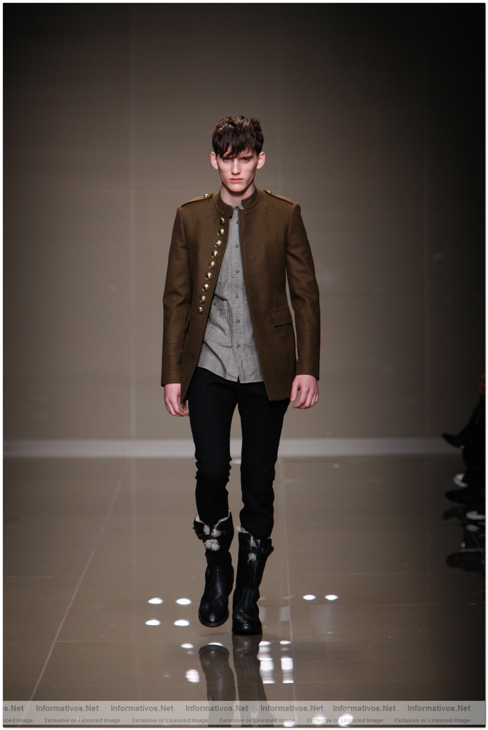 Palazzo Serbelloni, Mil�n. S�bado 16 enero 2010: Desfile Burberry Prorsum Hombre OI10