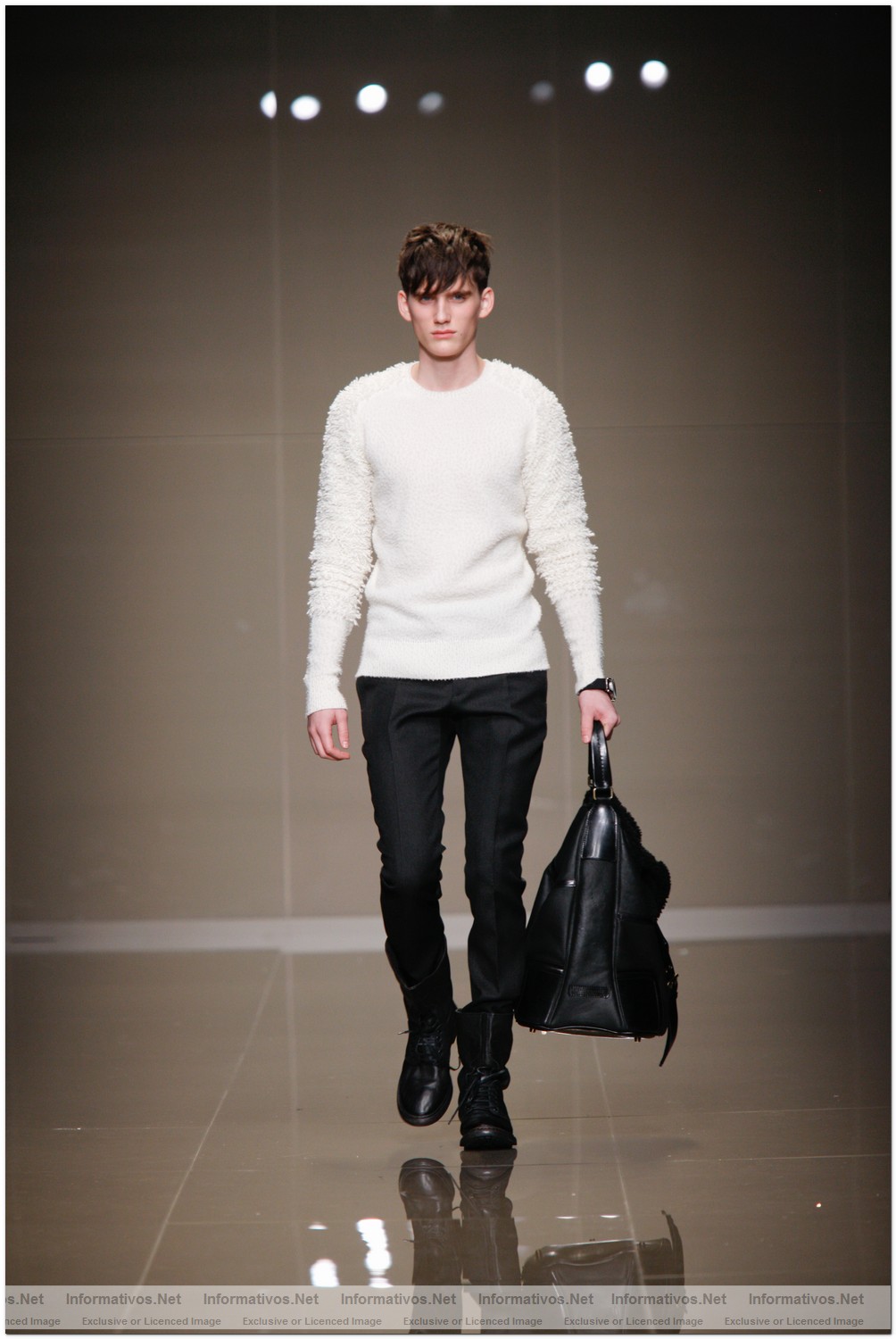 Palazzo Serbelloni, Mil�n. S�bado 16 enero 2010: Desfile Burberry Prorsum Hombre OI10