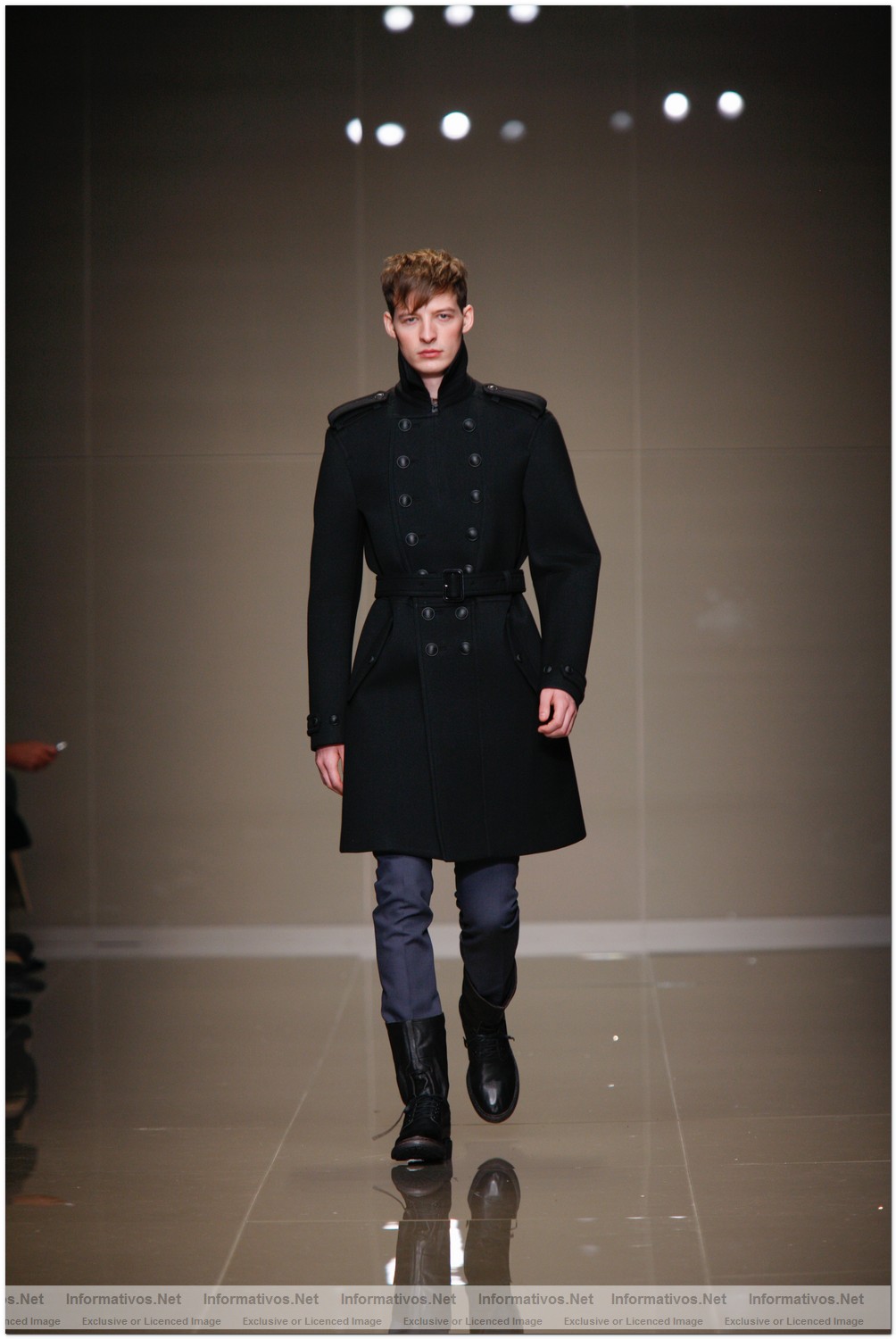 Palazzo Serbelloni, Mil�n. S�bado 16 enero 2010: Desfile Burberry Prorsum Hombre OI10