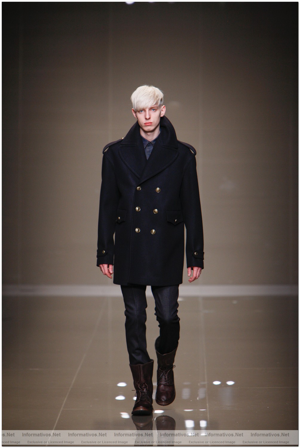 Palazzo Serbelloni, Mil�n. S�bado 16 enero 2010: Desfile Burberry Prorsum Hombre OI10