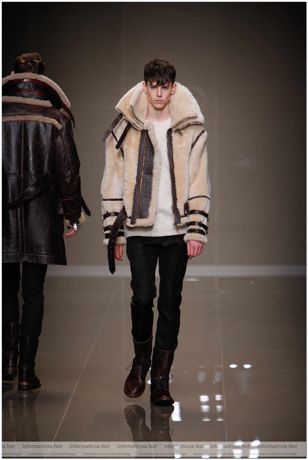 Palazzo Serbelloni, Mil�n. S�bado 16 enero 2010: Desfile Burberry Prorsum Hombre OI10