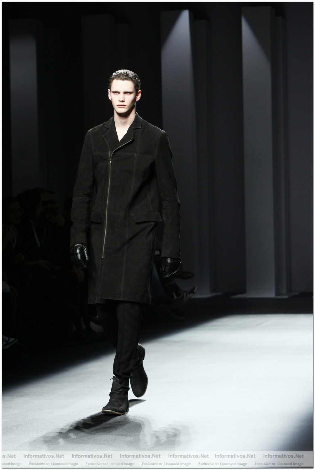 BCN26ENE010.- Pasarela Moda 080: Jan i� M�s