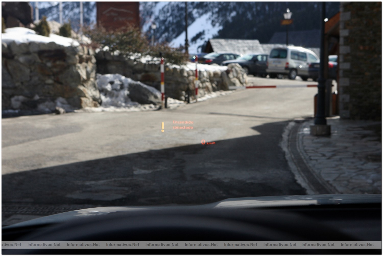 Baqueira (L�rida � Lleida) | 23FEB010.-  BMW X5 M, proyecci�n de datos hologr�ficos en el parabrisas (HUD: head-up display)