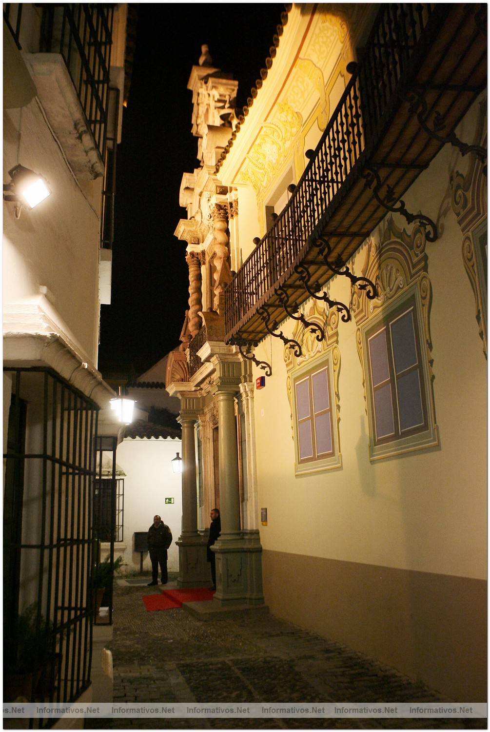 BCN04MAR010.- Inauguraci�n de "The One" Club Barcelona, situado en tur�stico enclave del "Pueblo Espa�ol"