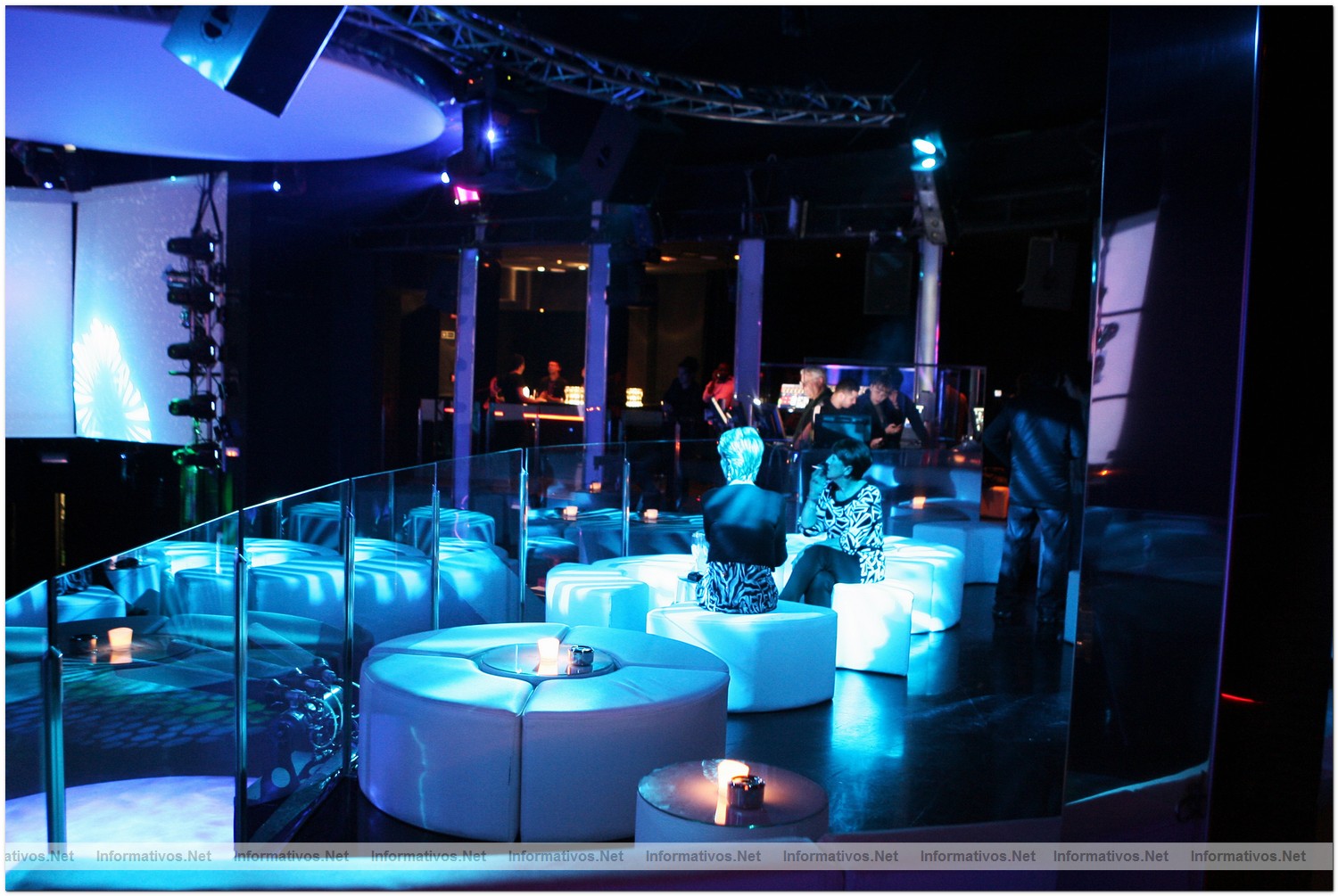 BCN04MAR010.- Inauguraci�n de "The One" Club Barcelona. Planta Superior y VIP