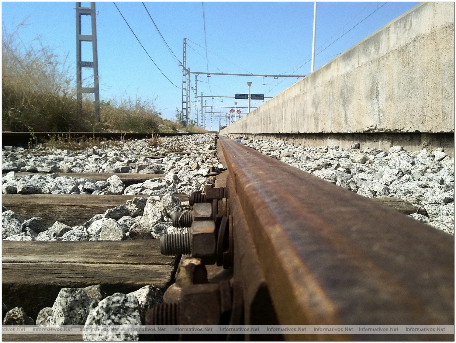 Fomento adjudica por 21,7 millones de euros obras para la remodelaci�n y adecuaci�n de doce estaciones ferroviarias catalanas