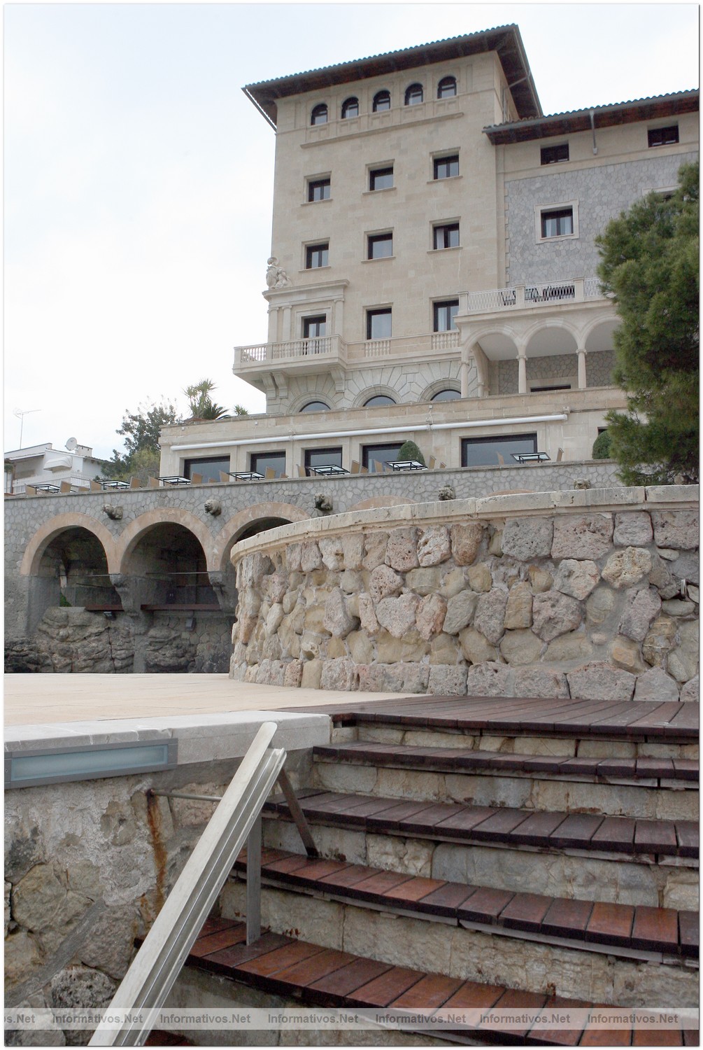 12ABR010.Calvia - Mallorca.- Hotel Hospes Maricel & SPA (Embarcadero Privado del Hotel)