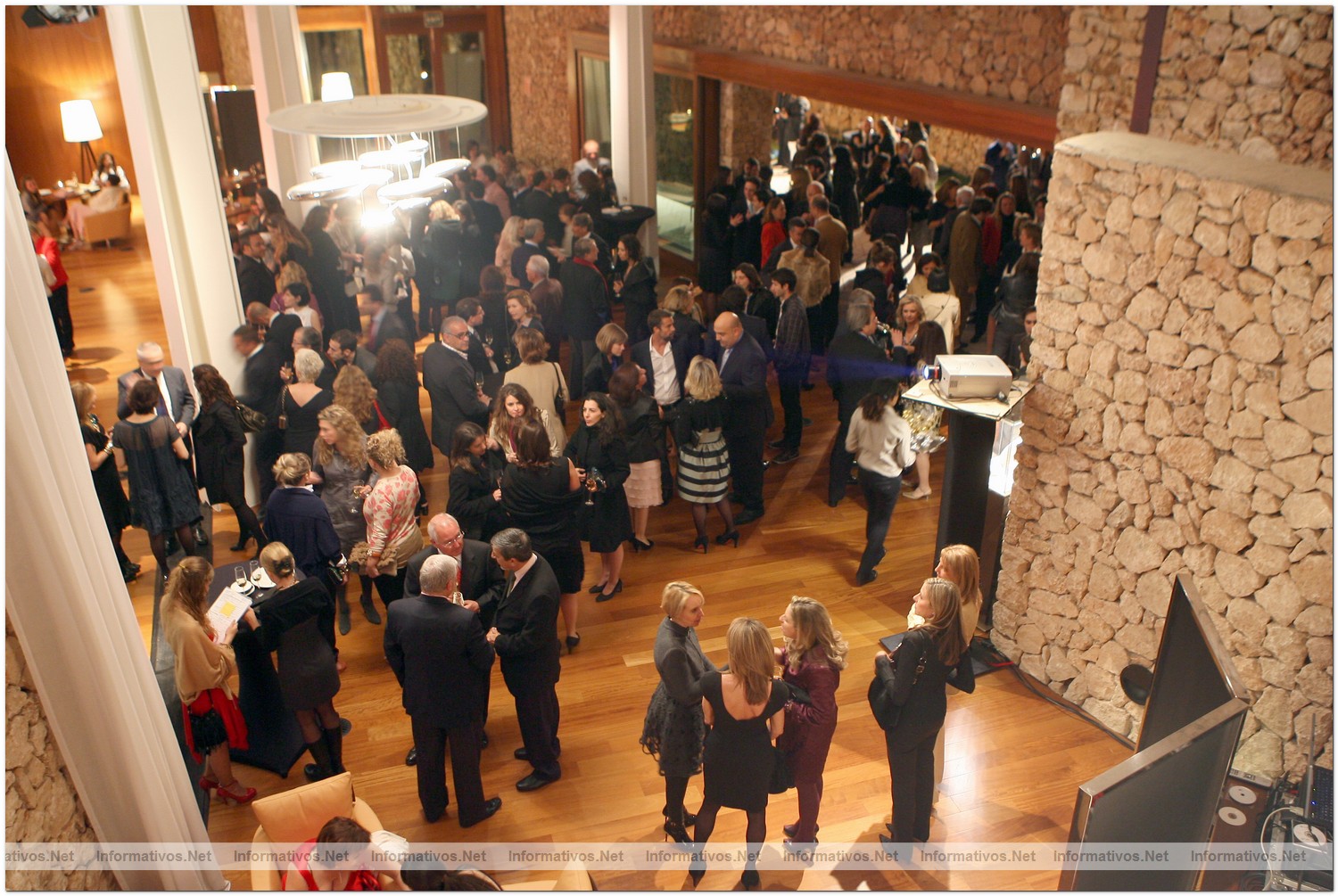 12ABR010.Calvia - Mallorca.- Fuenso Internacional Shoes Design Award 2010. Ambiente