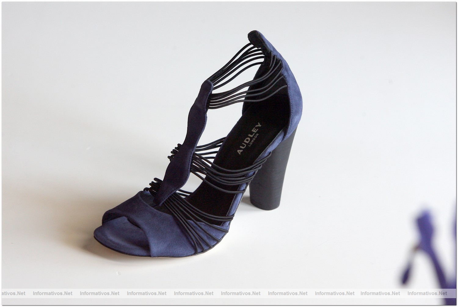 12ABR010.Calvia - Mallorca.- Fuenso Internacional Shoes Design Award 2010: Zapato de Audley London