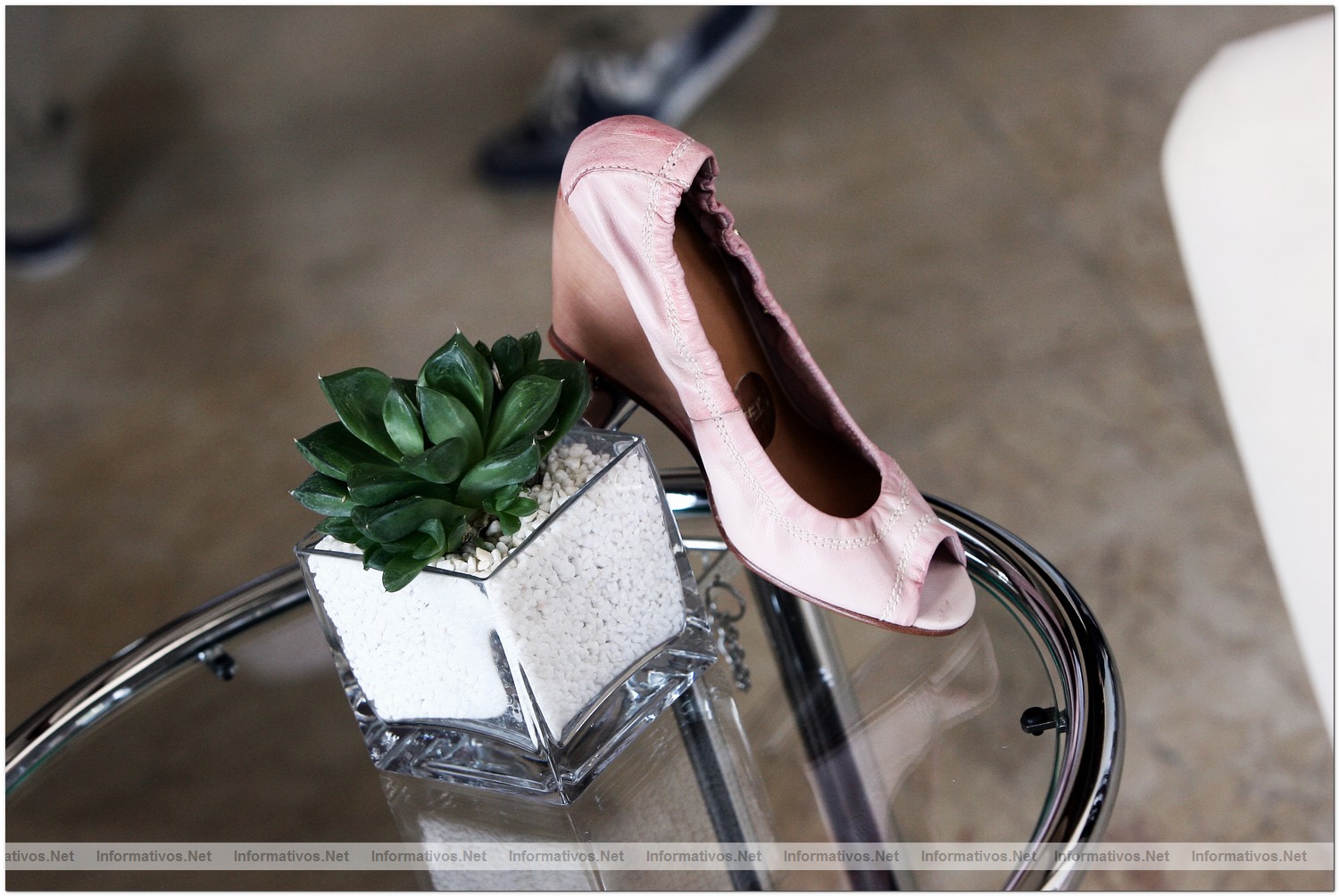 12ABR010.Calvia - Mallorca.- Fuenso Internacional Shoes Design Award 2010: Zapato de Ras