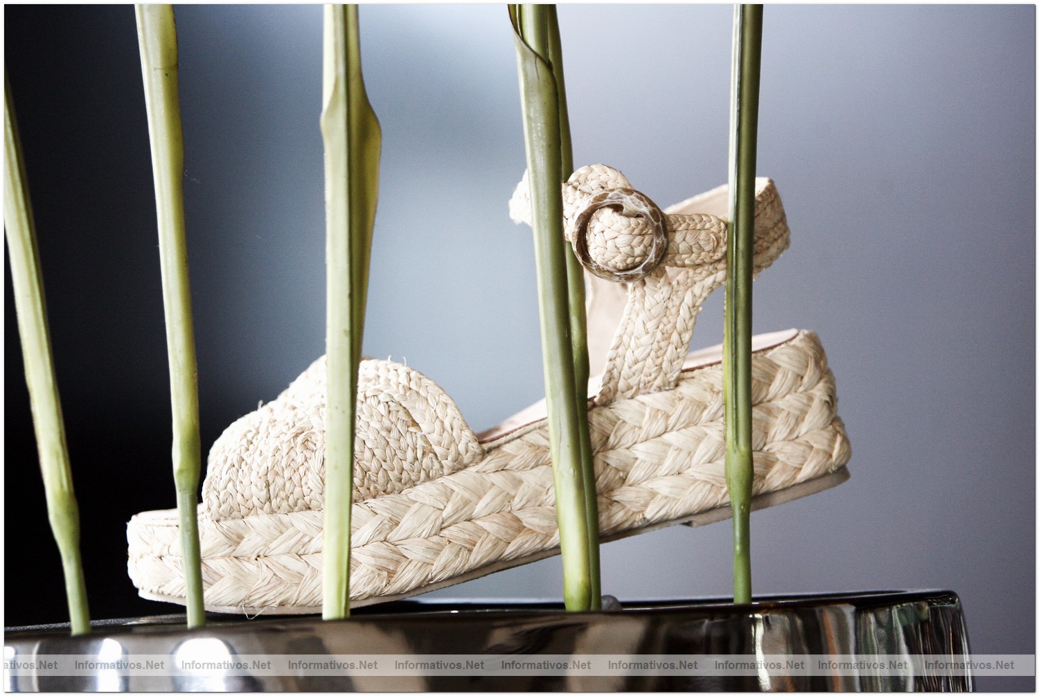 12ABR010.Calvia - Mallorca.- Fuenso Internacional Shoes Design Award 2010: Zapato de Robert Clergerie