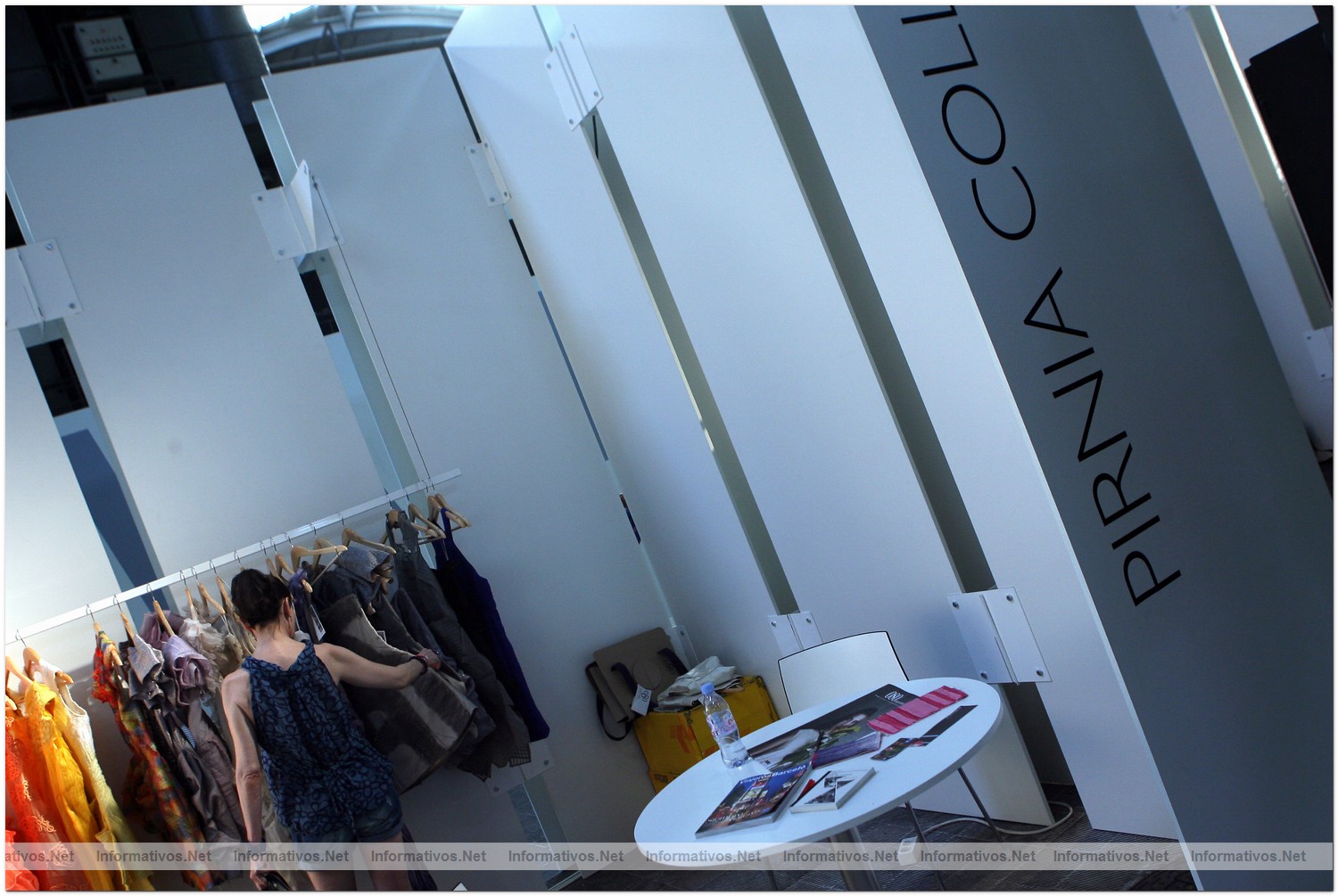 BCNJUL2010.- Ambiente Pasarela - Showroom Barcelona 080