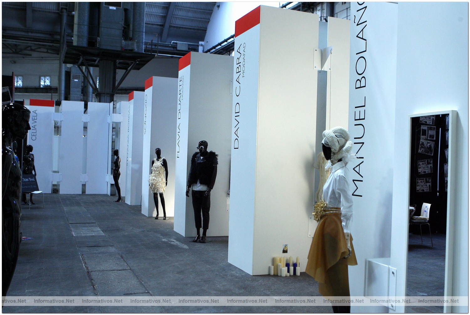 BCNJUL2010.- Ambiente Pasarela - Showroom Barcelona 080