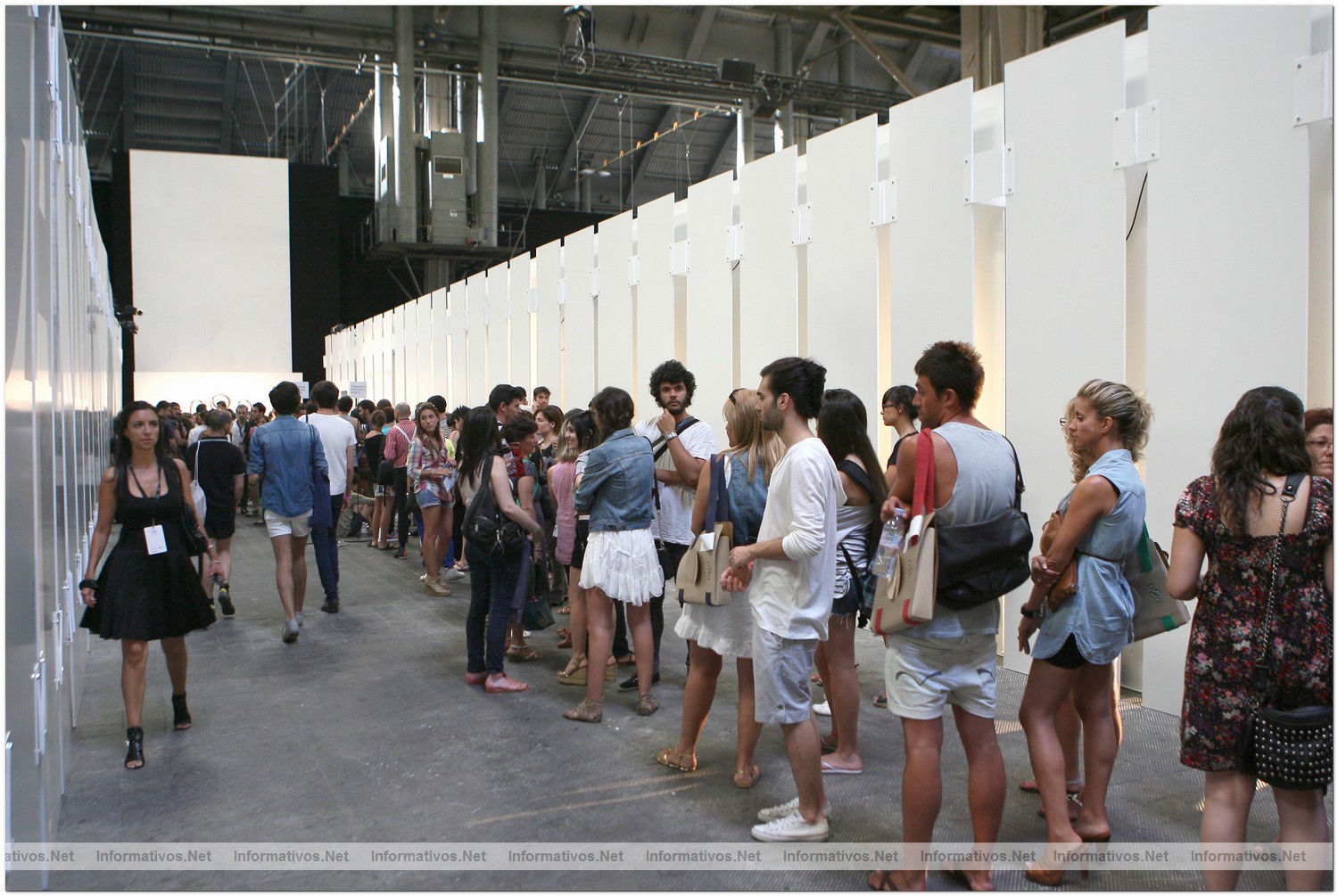 BCNJUL2010.- Ambiente Pasarela - Showroom Barcelona 080