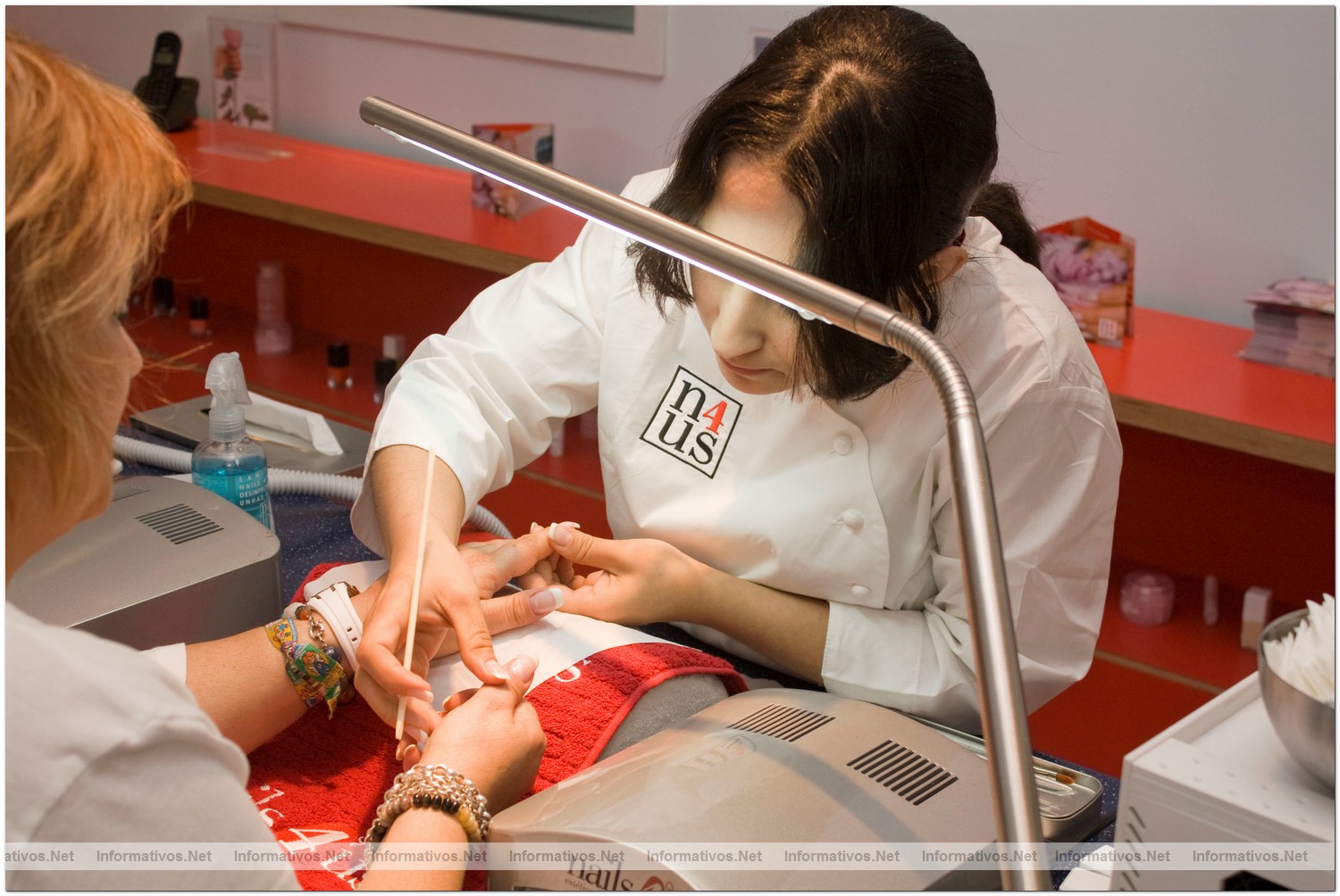 Nails 4�Us inaugura su 24� franquicia en Valencia