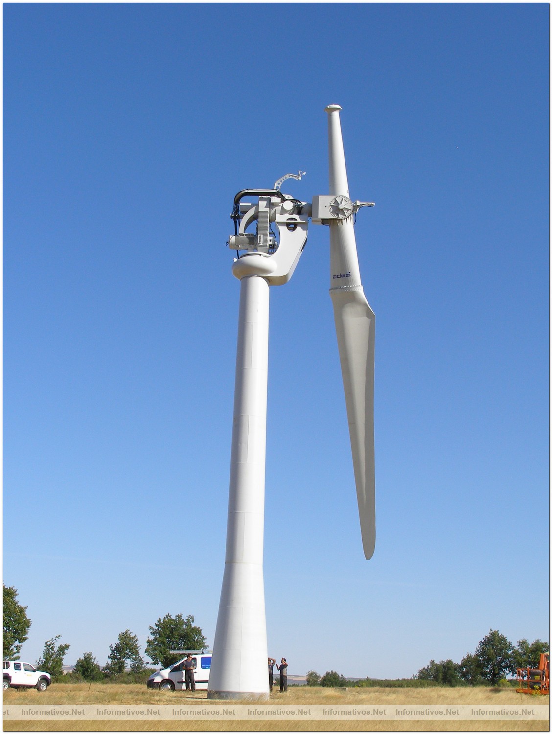 Aerogenerador de una pala de 250 KW y de una sola pala ha sido instalado en el CEDER-CIEMAT