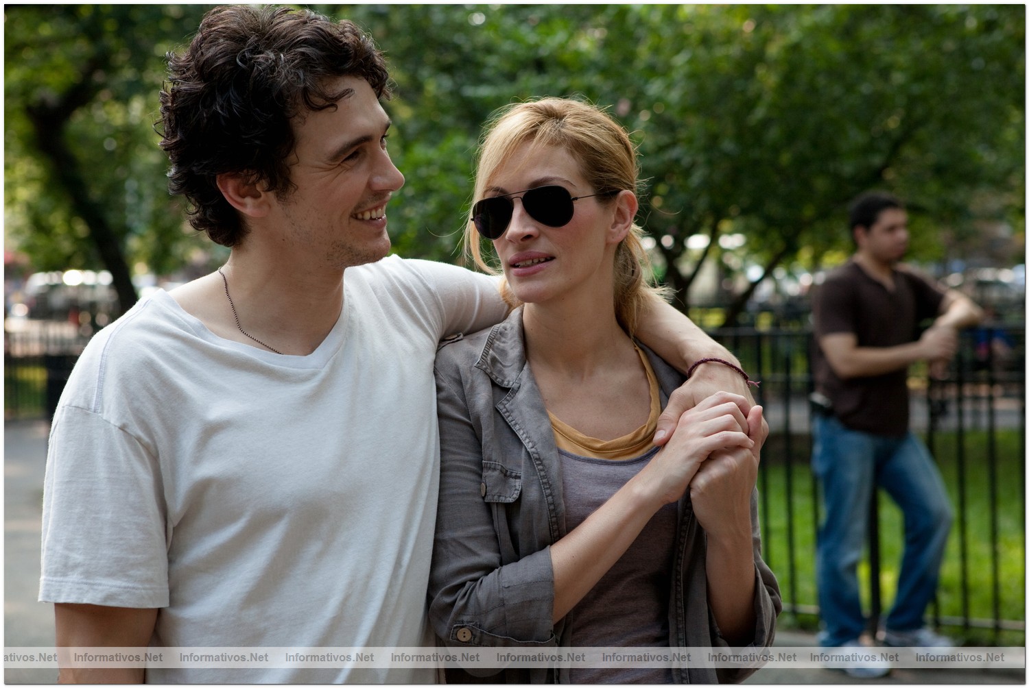Fotograma de ''Eat Pray Love (Come Reza Ama)'' basada en el best seller hom�nimo de la escritora y periodista Elizabeth Gilbert: James Franco "David Piccolo", Julia Roberts "Elizabeth Gilbert",