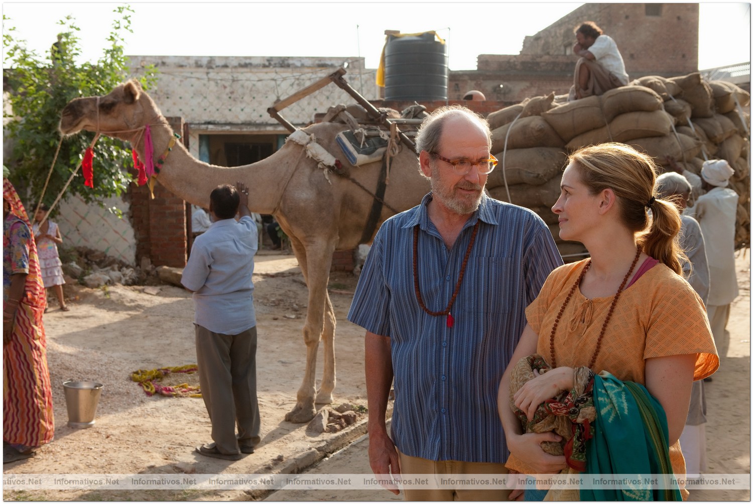 Fotograma de ''Eat Pray Love (Come Reza Ama)'' basada en el best seller hom�nimo de la escritora y periodista Elizabeth Gilbert. Julia Roberts y Richard Jenkins