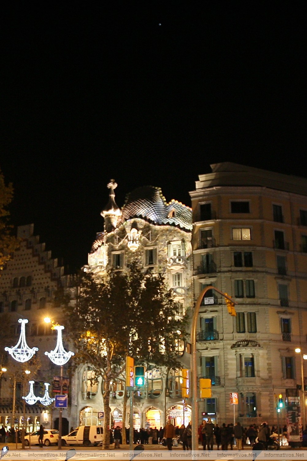 BCN2DIC010.- The Shopping Night Barcelona: Ambiente