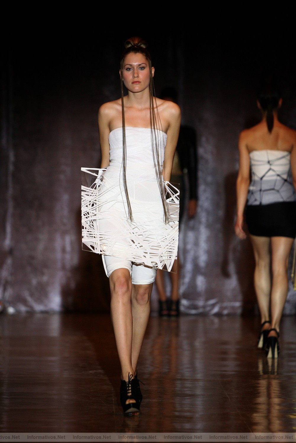 BCN07JUL011.- TRANSCOLLECTION: VII edici�n del Desfile de Moda de Alumnos del Istituto Europeo di Design de Barcelona