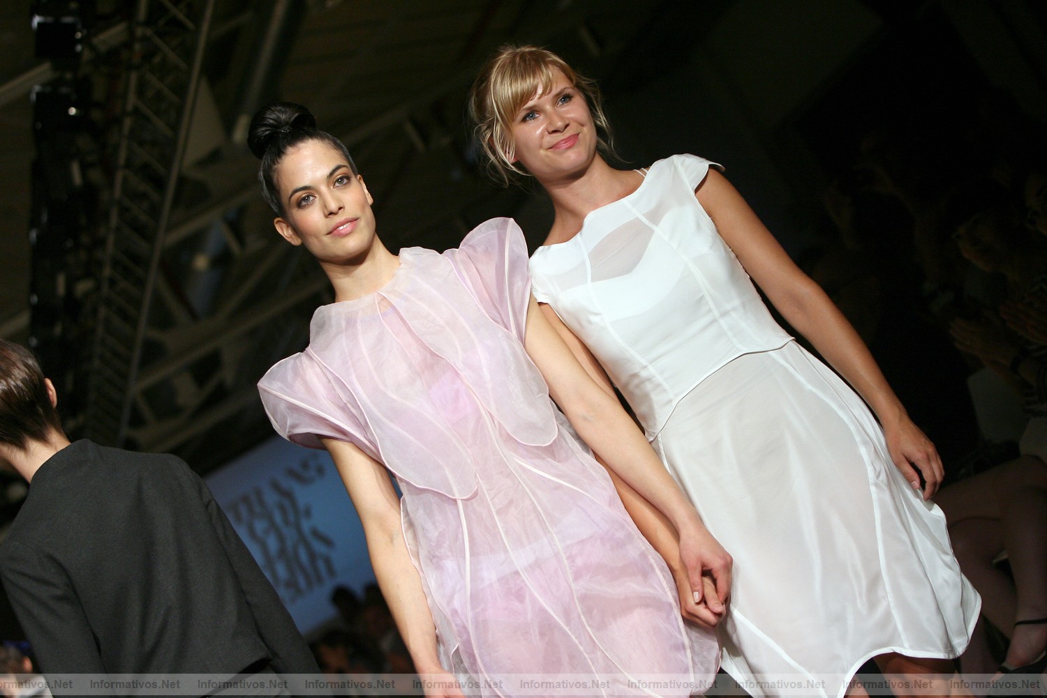 BCN07JUL011.- TRANSCOLLECTION: VII edici�n del Desfile de Moda de Alumnos del Istituto Europeo di Design de Barcelona