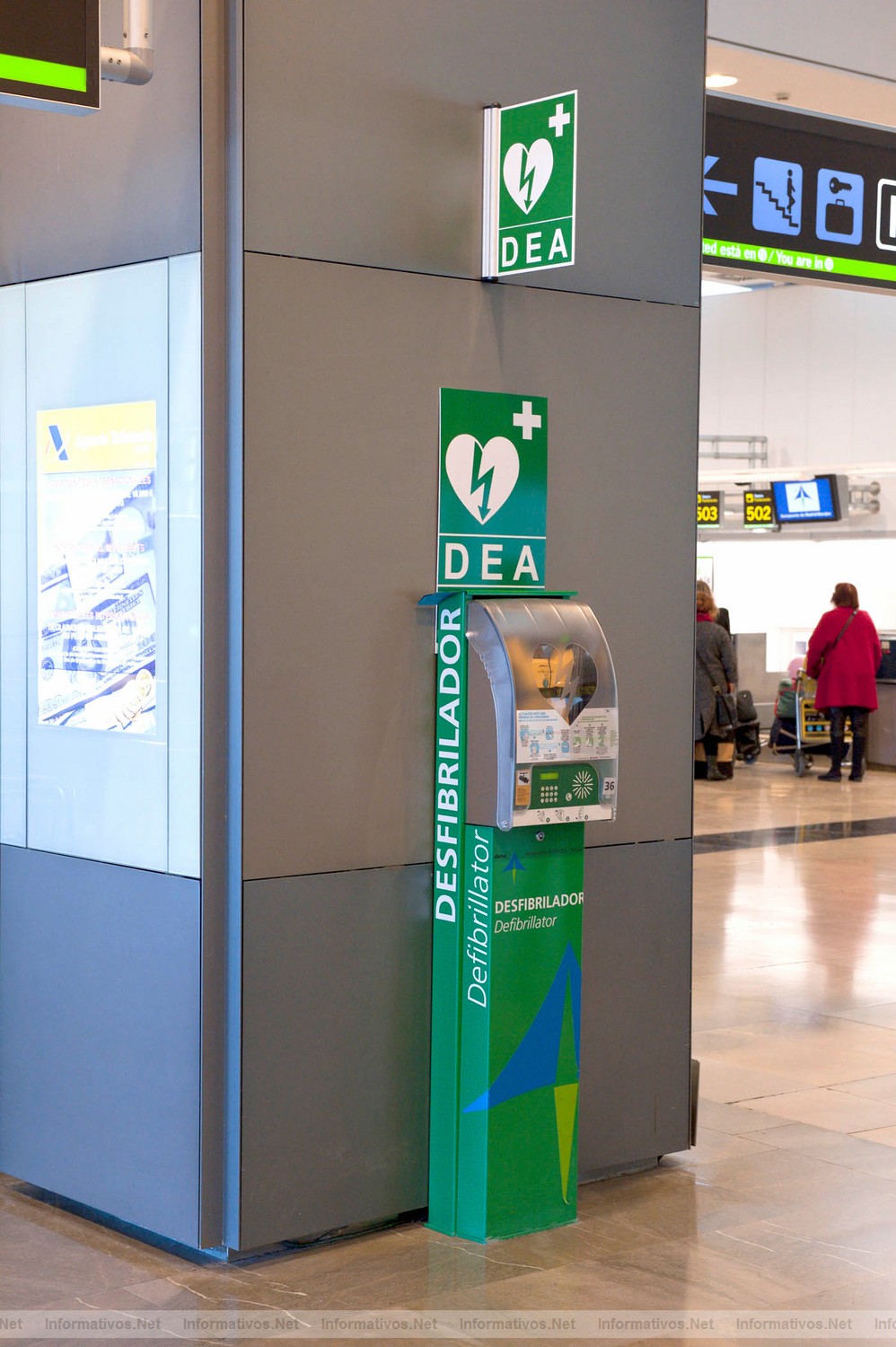 TTP, filial de Telefonica, instalar� 86 columnas de cadioprotecci�n en 35 aeropuertos espa�oles de la red de Aena que contribuir�n a combatir la muerte s�bita cardiaca, un episodio cada a�o produce en Espa�a 25.000 fallecimientos. Las nuevas columnas se sumar�n a las  46 instaladas con anterioridad en el Aeropuerto de Barcelona-El Prat y pr�ximas 11 en el de Palma de Mallorca.