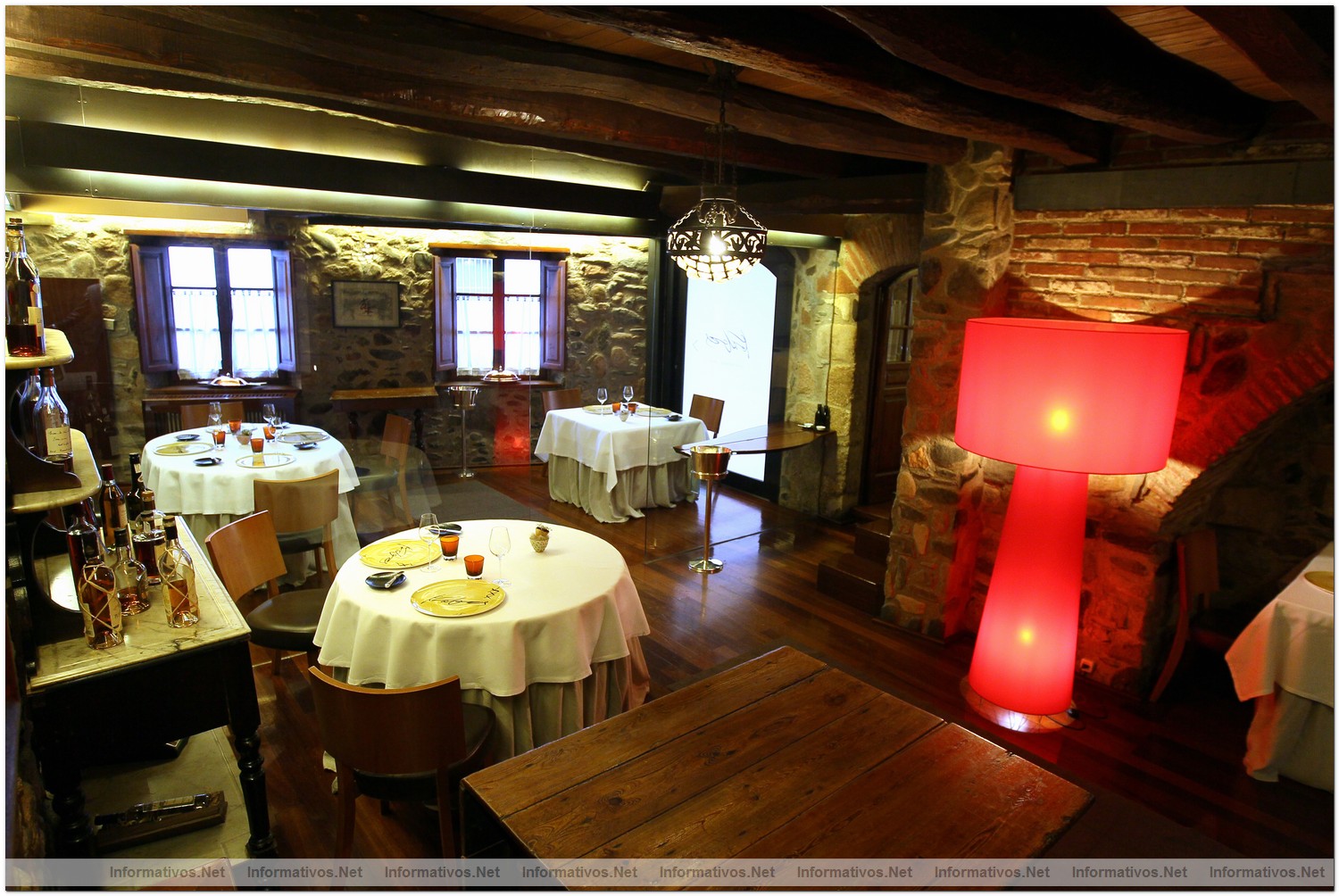 Sant Celoni, 2 de Julio de 2012.- Presentaci�n del nuevo 'claim' e imagen de Can Fabes. Diferentes espacios del restaurante.