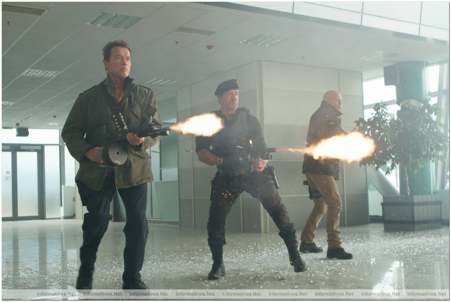 LOS MERCENARIOS 2 - EXPENDABLES 2: estreno en España el 24 de Agosto. Sylvester Stallone,  Arnold Schwarzenegger,  Bruce Willis 