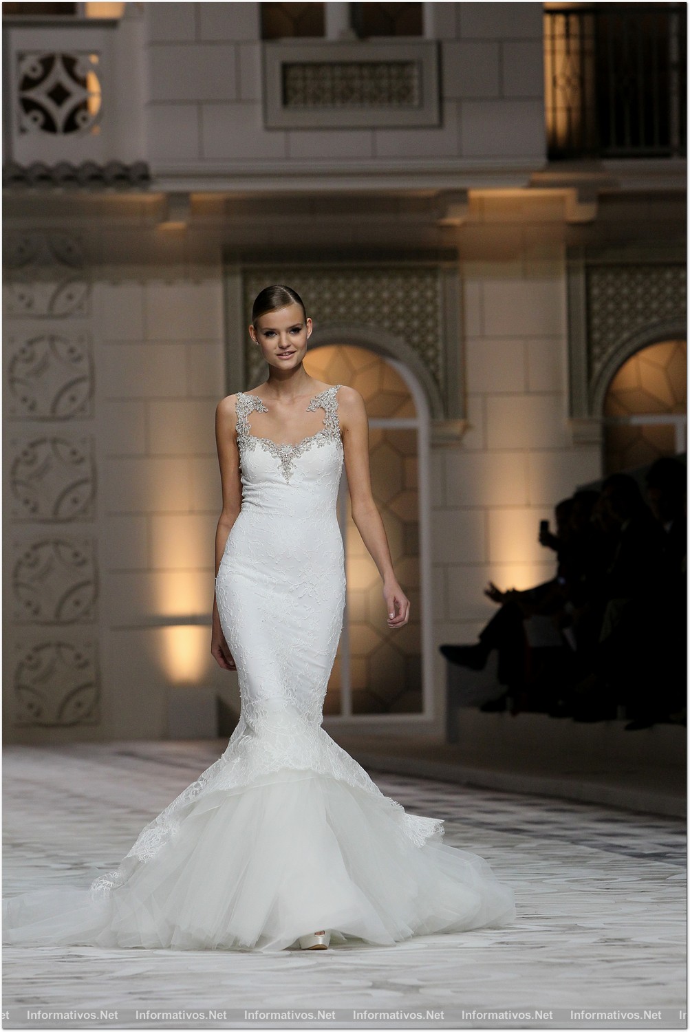 BCN9MAY014.- Desfile Pronovias colección 2015.