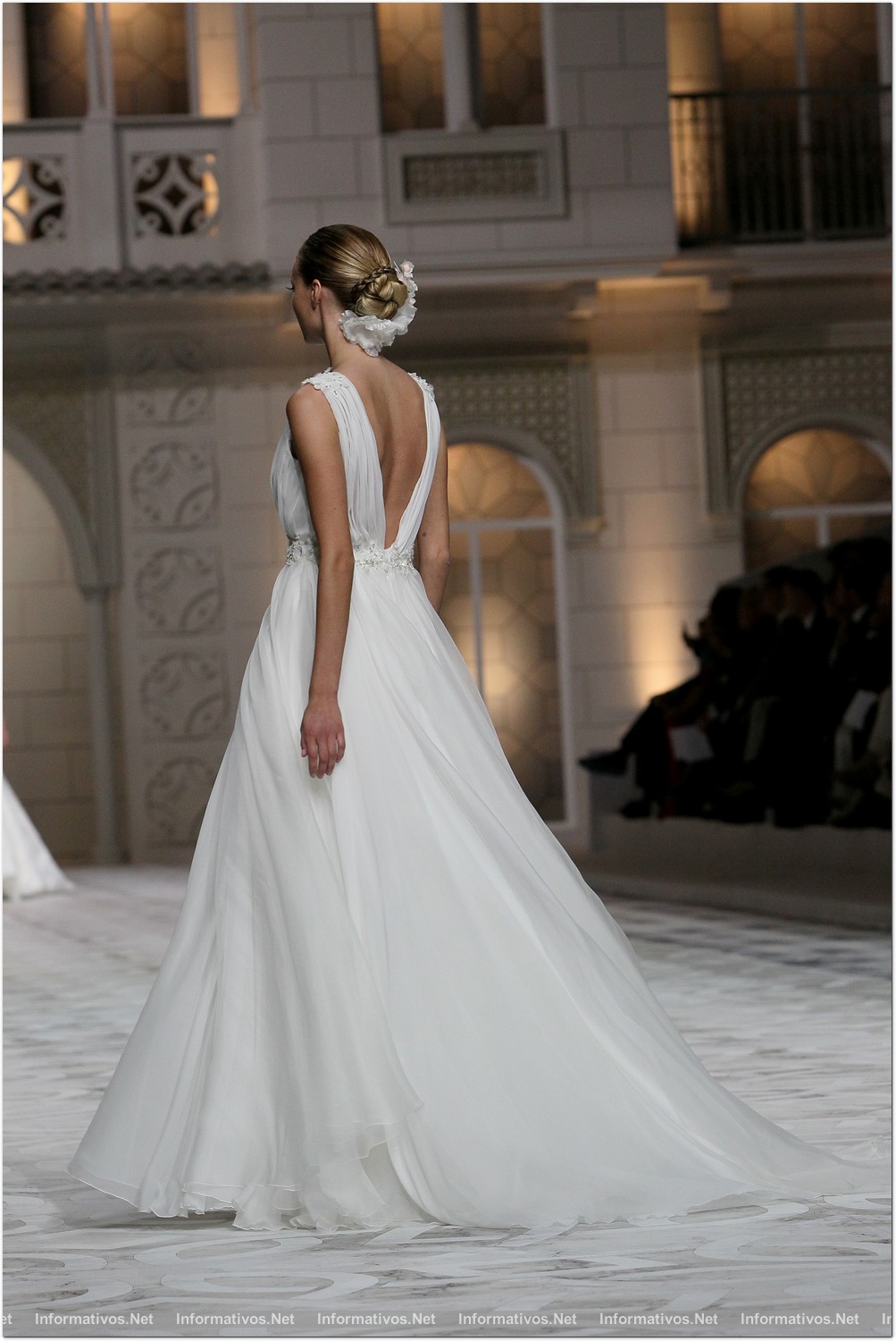 BCN9MAY014.- Desfile Pronovias colección 2015.