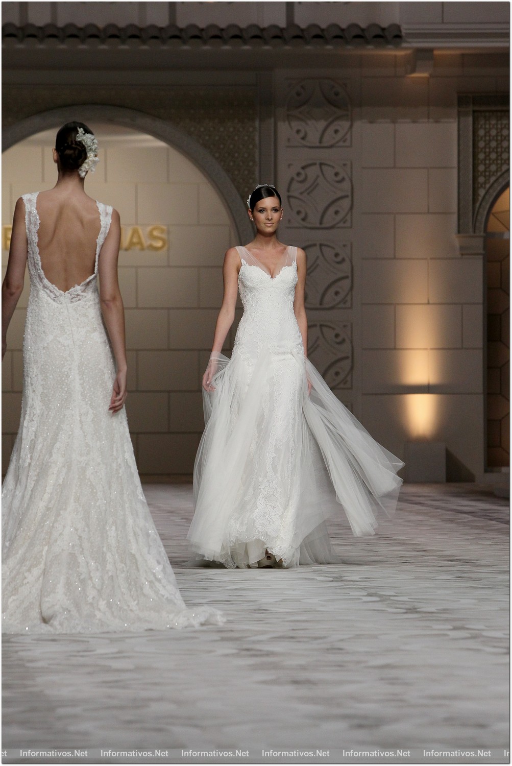 BCN9MAY014.- Desfile Pronovias colección 2015.