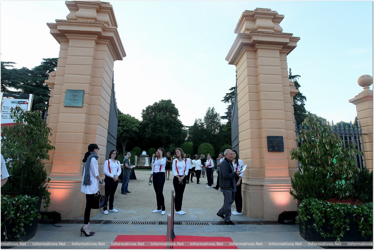 BCN19JUM014.- Concierto de Carla Bruni en el marco del Festival del Palacio de Pedralbes de Barcelona.