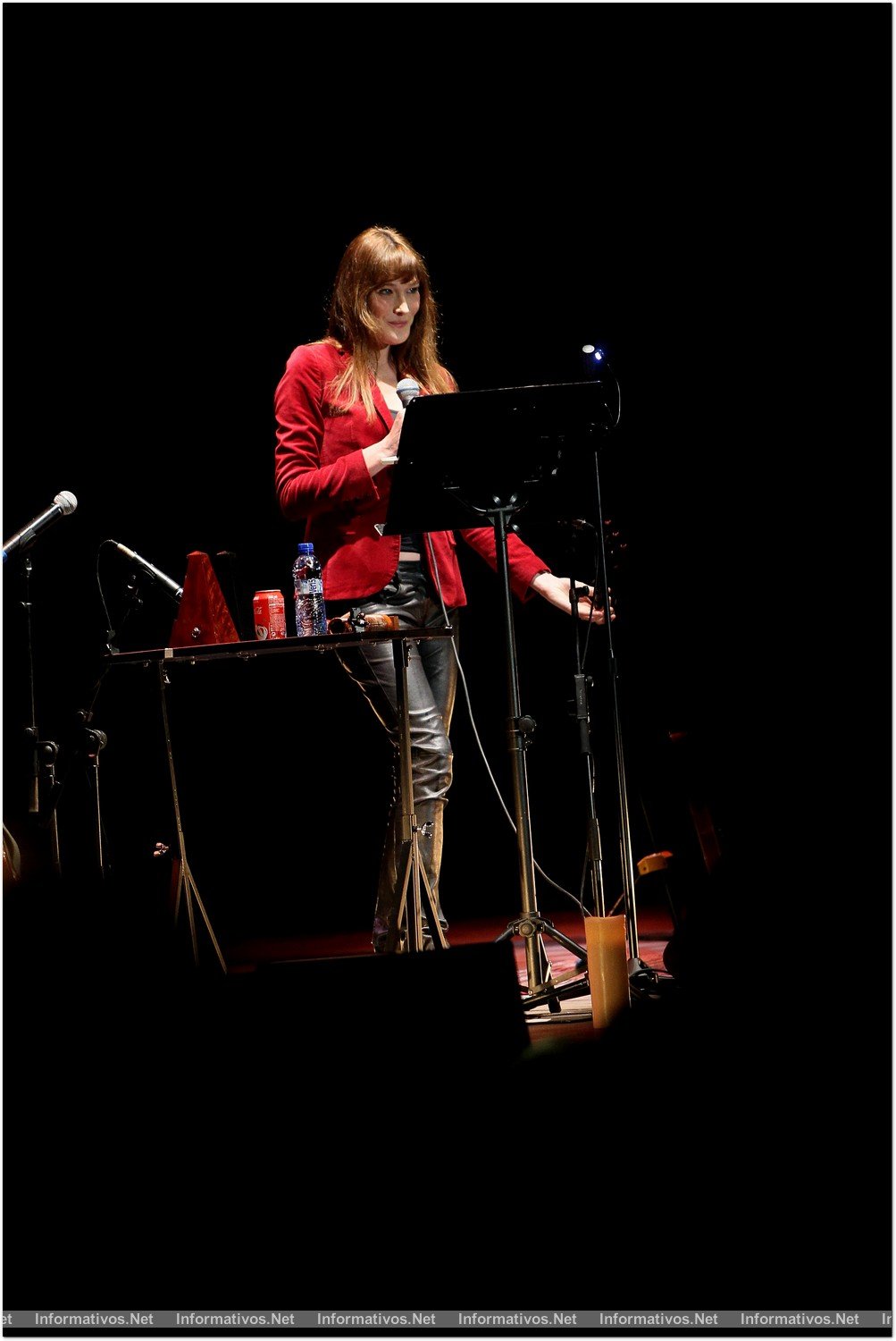 BCN19JUM014.- Concierto de Carla Bruni en el marco del Festival del Palacio de Pedralbes de Barcelona.