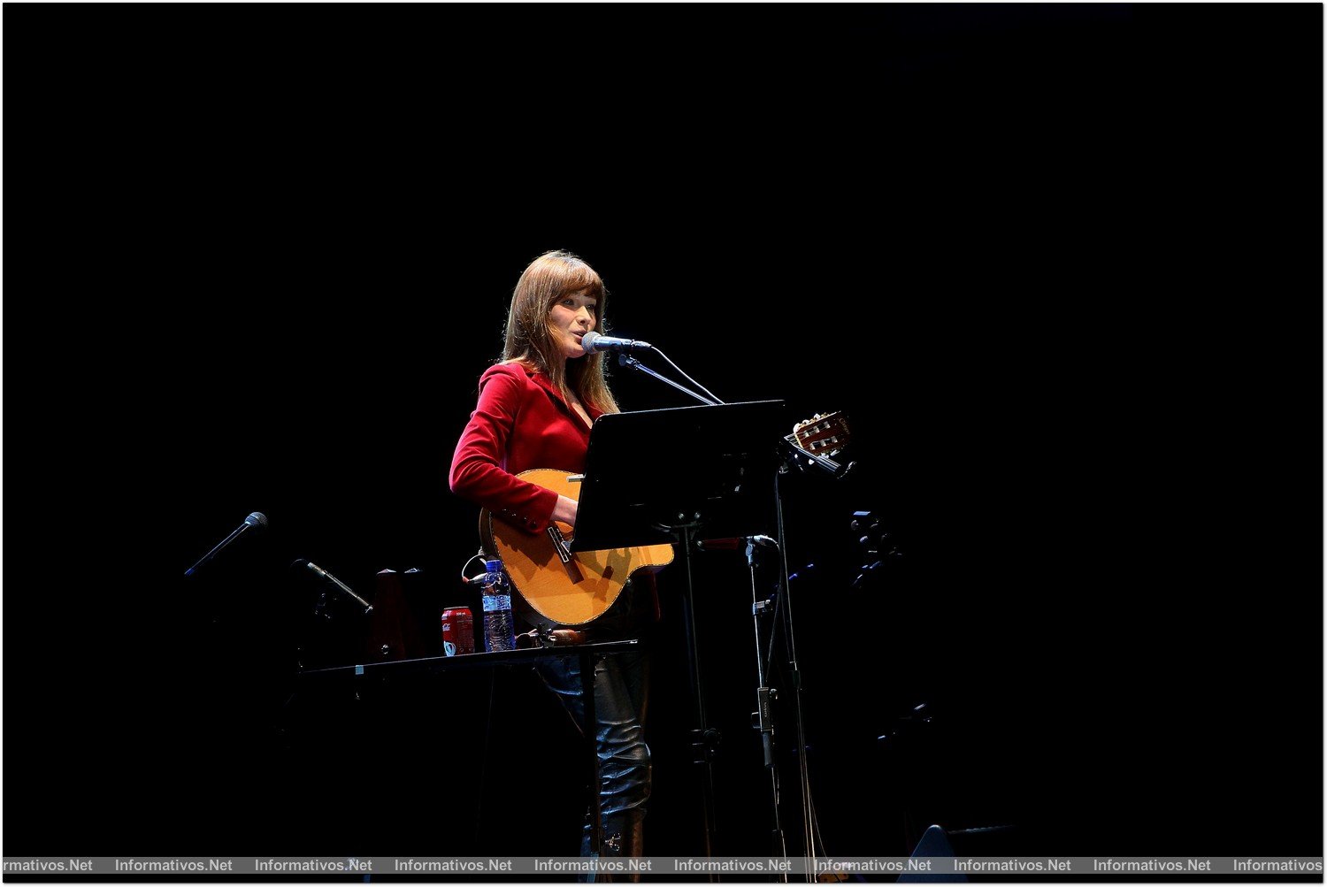 BCN19JUM014.- Concierto de Carla Bruni en el marco del Festival del Palacio de Pedralbes de Barcelona.