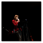 :: Pulse para Ampliar :: BCN19JUM014.- Concierto de Carla Bruni en el marco del Festival del Palacio de Pedralbes de Barcelona.